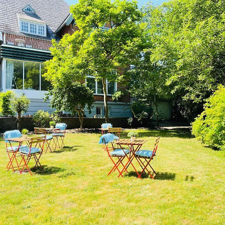 Aday - Aalborg Mansion - Open Bright Apartment With Garden المظهر الخارجي الصورة
