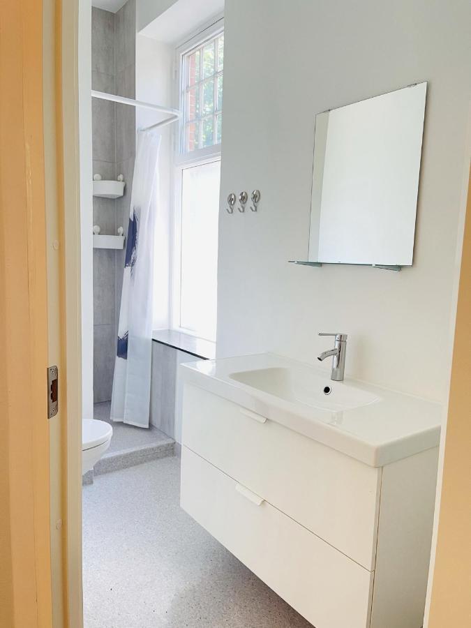 Aday - Aalborg Mansion - Open Bright Apartment With Garden المظهر الخارجي الصورة
