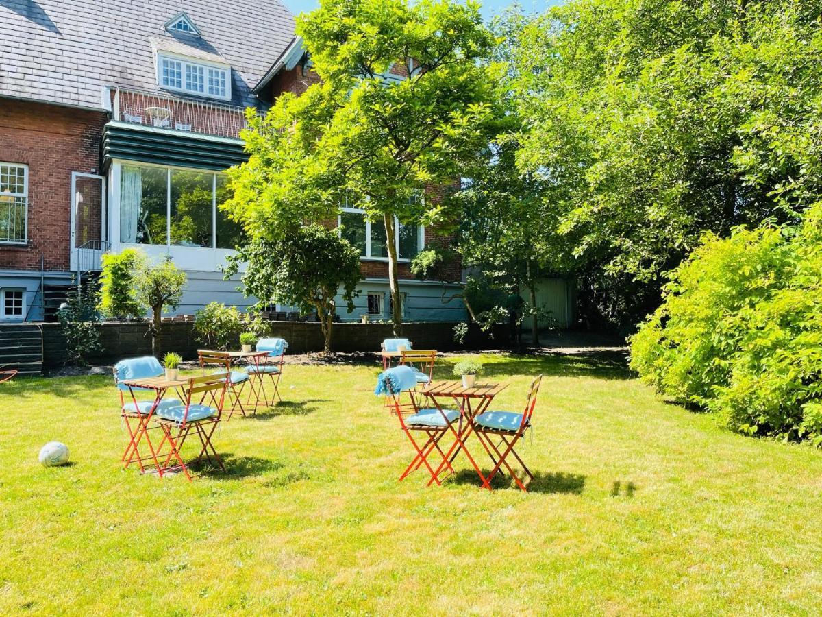 Aday - Aalborg Mansion - Open Bright Apartment With Garden المظهر الخارجي الصورة